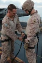 acworth marine participates in helicopter rope suspension technique
